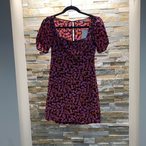 LUSH Aria Square Neck Mini Dress - Picture 5 of 6